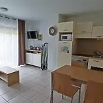 아파트 Jardinet 4 Pers